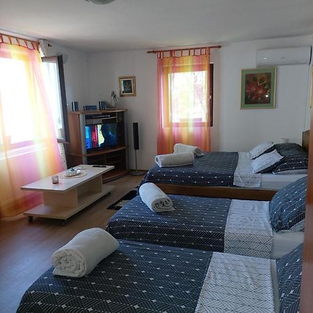 Studio apartman KOTRO Beli Manastir Esterno foto